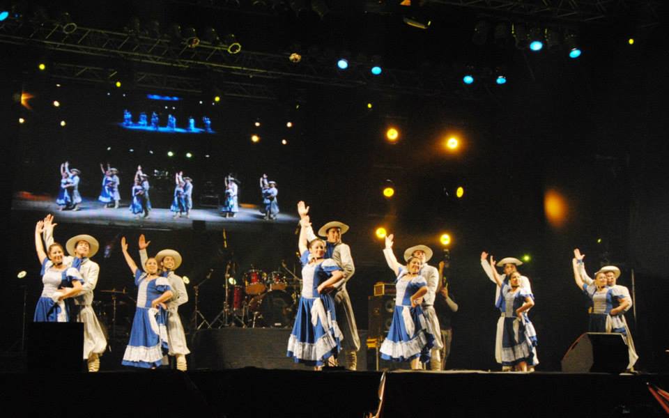 Ballet en el escenario central