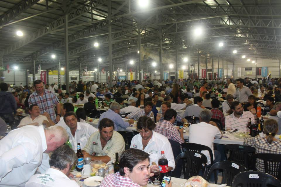 Cena 2_Fiesta Nac del Surubí 2014