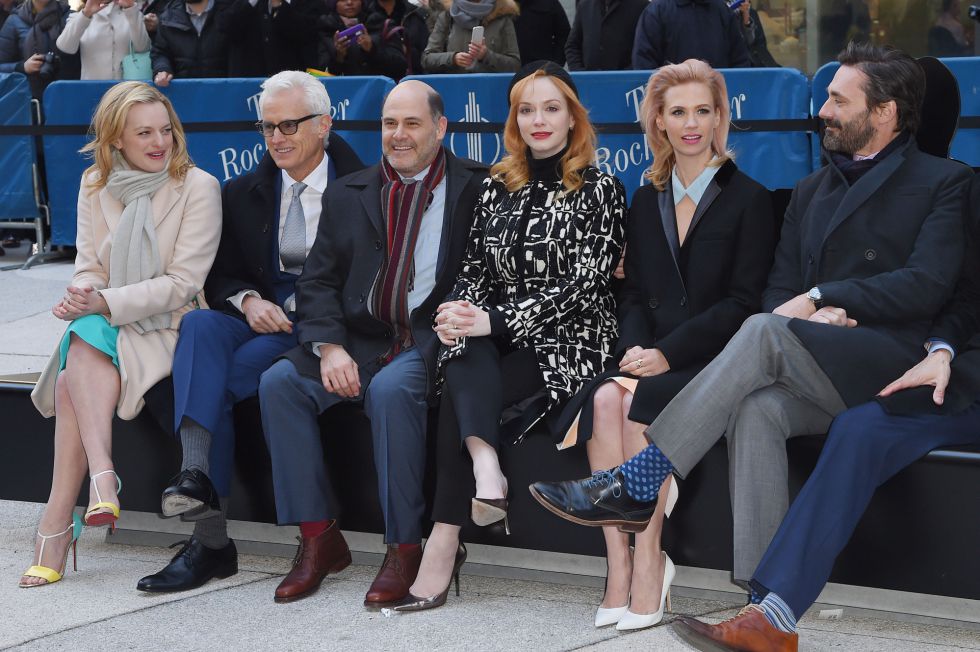 Elisabeth Moss, John Slattery, Matthew Weiner, Christina Hendricks, January Jones y Jon Hamm.