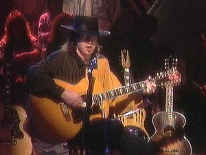 stevie ray acustico